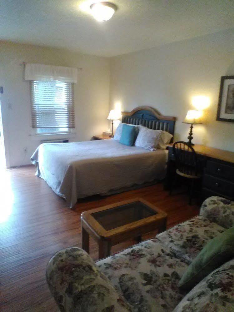 Manor Motel แอชแลนด์ ภายนอก รูปภาพ
